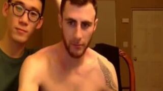 黑框小鲜肉和他的大鸡巴白人男友精品q3301928066