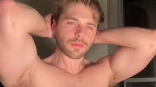 Chathot8pack webcamera 241001