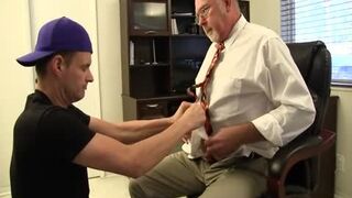 Chuck plumbs His nubile unprotected