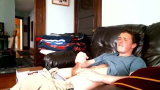 Solo Gay: horny young alone at home